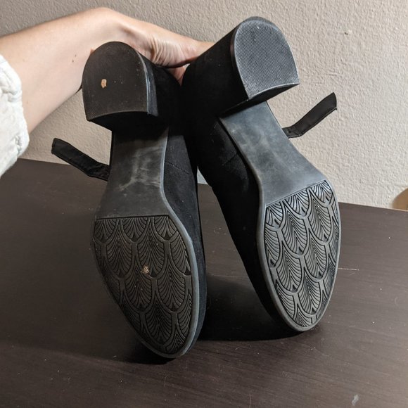 8 | JCPenney POP | Black Chunky Heel Pumps - Picture 5 of 6